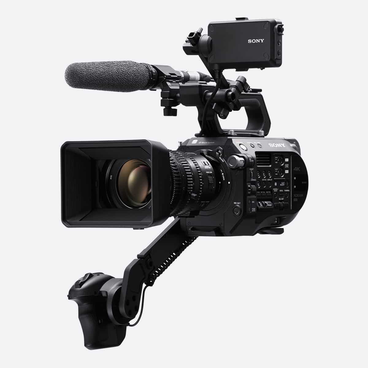 Sony PXW-FS7 II K (FS7M2K) Super 35 Camera with 18-110mm Lens